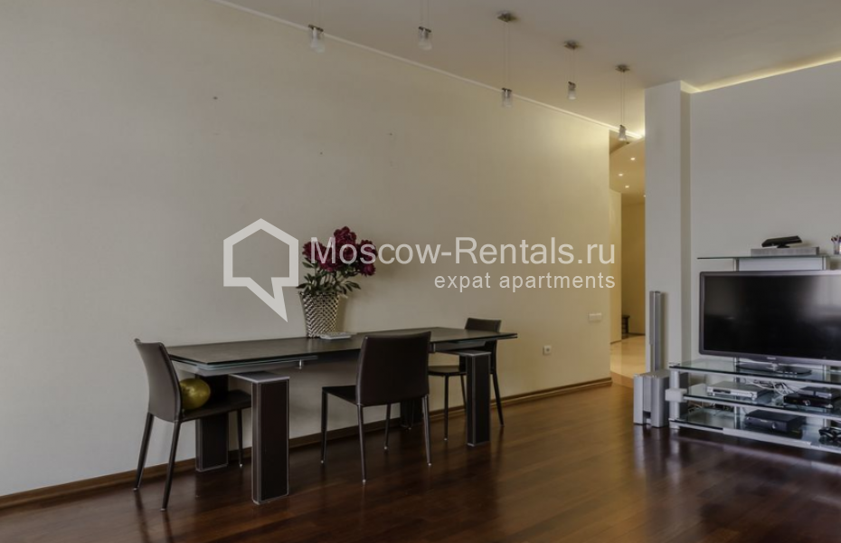 Photo #5 4-room (3 BR) apartment for <a href="http://moscow-rentals.ru/en/articles/long-term-rent" target="_blank">a long-term</a> rent
 in Russia, Moscow, Botanicheskyi lane, 16