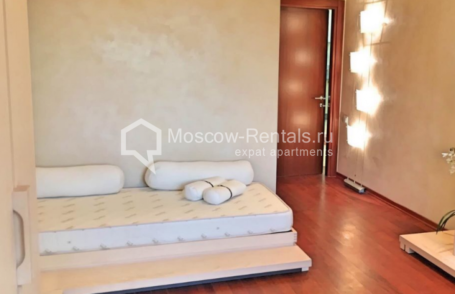 Photo #12 4-room (3 BR) apartment for <a href="http://moscow-rentals.ru/en/articles/long-term-rent" target="_blank">a long-term</a> rent
 in Russia, Moscow, Botanicheskyi lane, 16