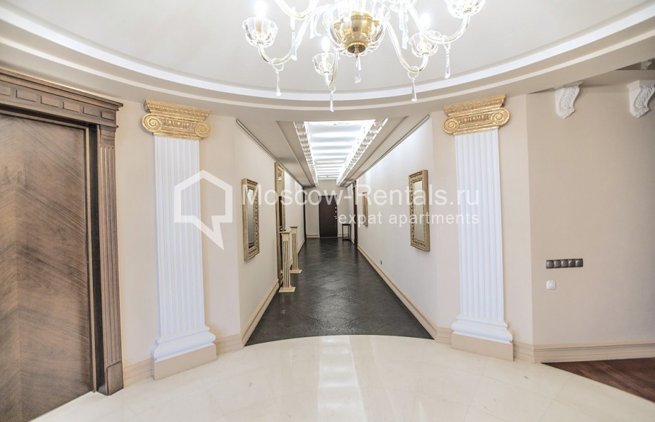 Photo #11 7-room (6 BR) apartment for <a href="http://moscow-rentals.ru/en/articles/long-term-rent" target="_blank">a long-term</a> rent
 in Russia, Moscow, 1st Smolenskyi lane, 17
