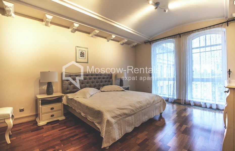 Photo #20 7-room (6 BR) apartment for <a href="http://moscow-rentals.ru/en/articles/long-term-rent" target="_blank">a long-term</a> rent
 in Russia, Moscow, 1st Smolenskyi lane, 17