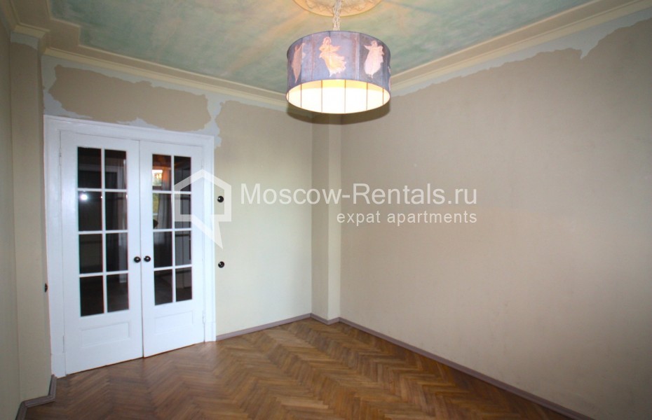 Photo #5 3-room (2 BR) apartment for <a href="http://moscow-rentals.ru/en/articles/long-term-rent" target="_blank">a long-term</a> rent
 in Russia, Moscow, Narodnaya str, 13