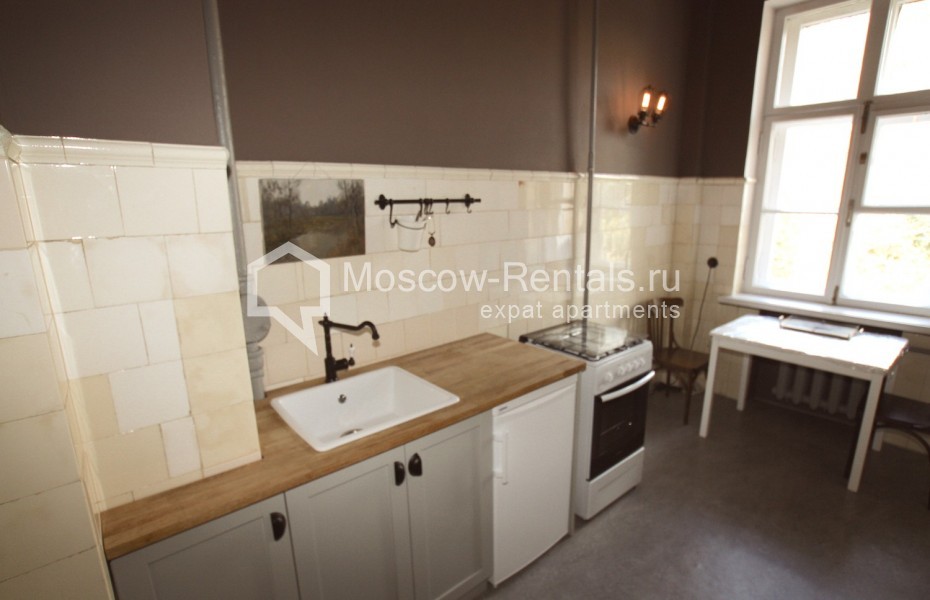 Photo #7 3-room (2 BR) apartment for <a href="http://moscow-rentals.ru/en/articles/long-term-rent" target="_blank">a long-term</a> rent
 in Russia, Moscow, Narodnaya str, 13