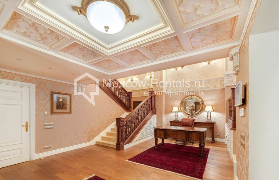 Photo #3 7-room (6 BR) apartment for <a href="http://moscow-rentals.ru/en/articles/long-term-rent" target="_blank">a long-term</a> rent
 in Russia, Moscow, Barykovskyi lane, 7