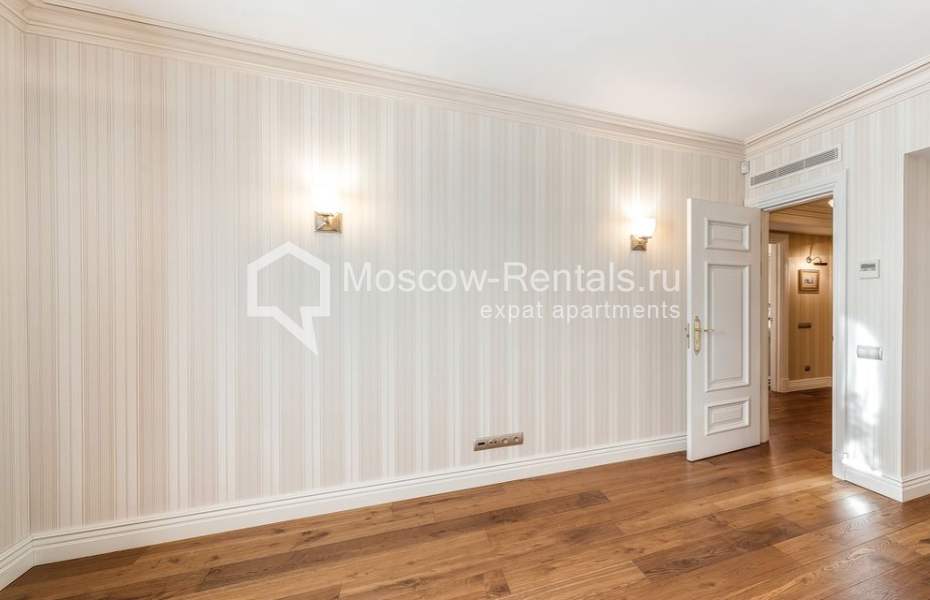 Photo #17 7-room (6 BR) apartment for <a href="http://moscow-rentals.ru/en/articles/long-term-rent" target="_blank">a long-term</a> rent
 in Russia, Moscow, Barykovskyi lane, 7