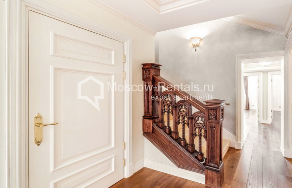 Photo #19 7-room (6 BR) apartment for <a href="http://moscow-rentals.ru/en/articles/long-term-rent" target="_blank">a long-term</a> rent
 in Russia, Moscow, Barykovskyi lane, 7