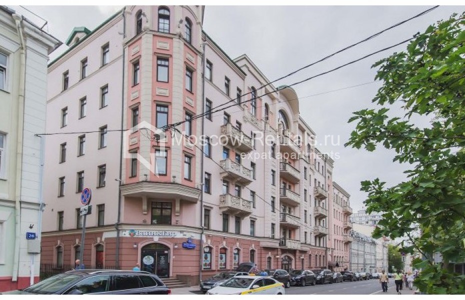 Photo #1 6-room (5 BR) apartment for <a href="http://moscow-rentals.ru/en/articles/long-term-rent" target="_blank">a long-term</a> rent
 in Russia, Moscow, Bolshoi Sukharevskyi lane, 24
