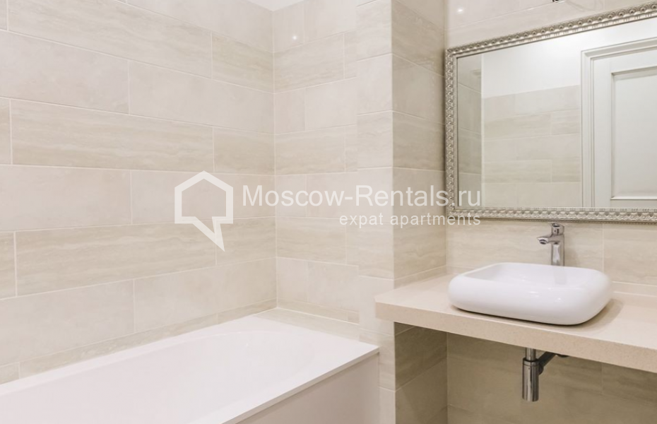 Photo #22 6-room (5 BR) apartment for <a href="http://moscow-rentals.ru/en/articles/long-term-rent" target="_blank">a long-term</a> rent
 in Russia, Moscow, Fadeeva str, 4А