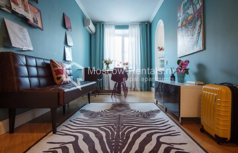 Photo #1 3-room (2 BR) apartment for <a href="http://moscow-rentals.ru/en/articles/long-term-rent" target="_blank">a long-term</a> rent
 in Russia, Moscow, Dorogomilovskaya str, 16