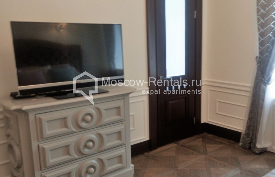 Photo #24 6-room (5 BR) apartment for <a href="http://moscow-rentals.ru/en/articles/long-term-rent" target="_blank">a long-term</a> rent
 in Russia, Moscow, Starokonushennyi lane, 10/10 С 1