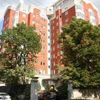 Photo #1 6-room (5 BR) apartment for <a href="http://moscow-rentals.ru/en/articles/long-term-rent" target="_blank">a long-term</a> rent
 in Russia, Moscow, 1st Spasonolivkovskyi lane, 20