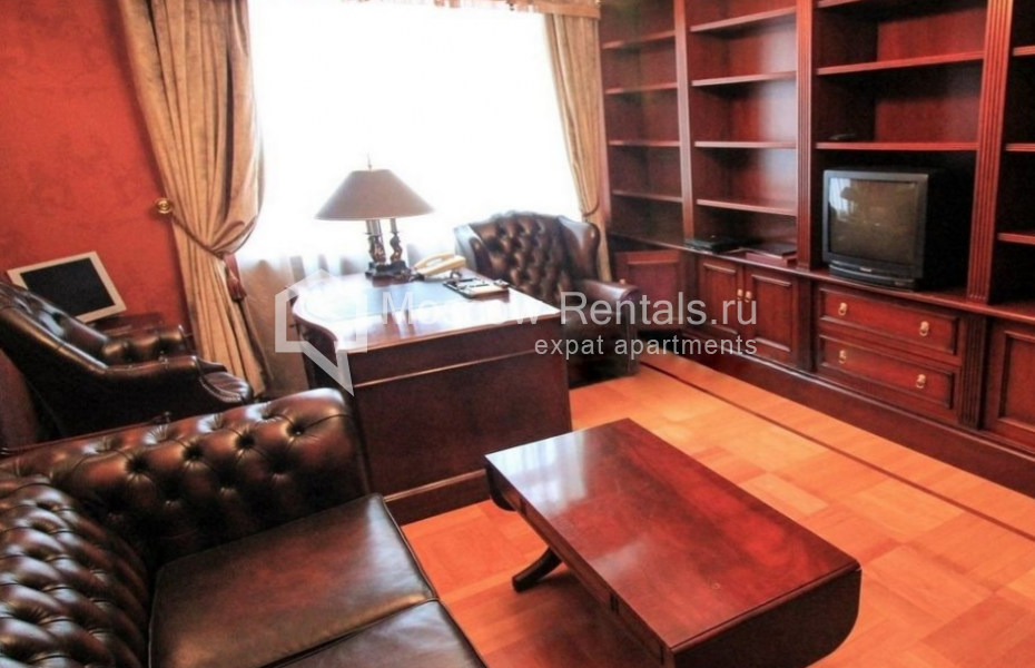 Photo #11 6-room (5 BR) apartment for <a href="http://moscow-rentals.ru/en/articles/long-term-rent" target="_blank">a long-term</a> rent
 in Russia, Moscow, 1st Spasonolivkovskyi lane, 20