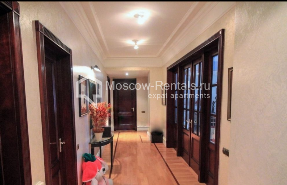 Photo #12 6-room (5 BR) apartment for <a href="http://moscow-rentals.ru/en/articles/long-term-rent" target="_blank">a long-term</a> rent
 in Russia, Moscow, 1st Spasonolivkovskyi lane, 20