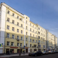 Фото №1 4-комн. кв. в аренду на длительный срок в Россия, Москва, Большая Никитская ул, 22/2