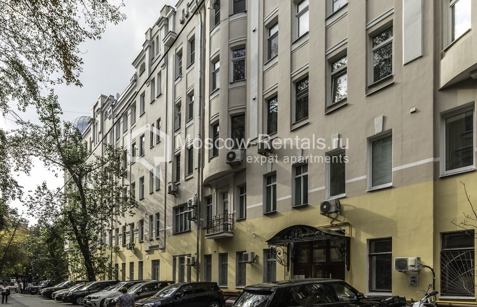 Photo #15 5-room (4 BR) apartment for <a href="http://moscow-rentals.ru/en/articles/long-term-rent" target="_blank">a long-term</a> rent
 in Russia, Moscow, Trekhprudnyi lane, 11/13 С 1