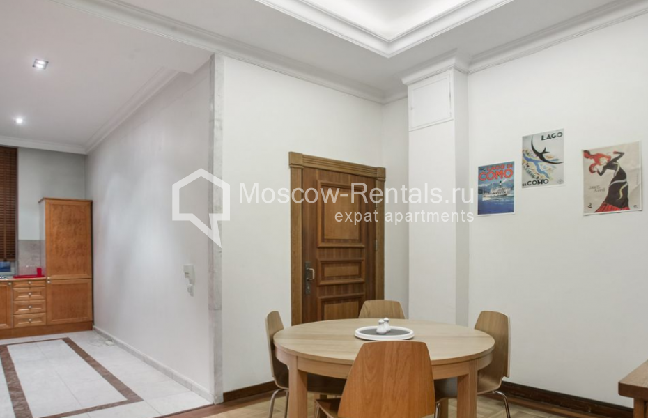 Photo #10 4-room (3 BR) apartment for <a href="http://moscow-rentals.ru/en/articles/long-term-rent" target="_blank">a long-term</a> rent
 in Russia, Moscow, Spiridonovka str 36, С 1