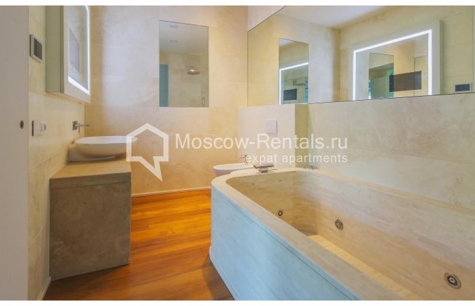 Photo #12 4-room (3 BR) apartment for <a href="http://moscow-rentals.ru/en/articles/long-term-rent" target="_blank">a long-term</a> rent
 in Russia, Moscow, Malaya Bronnaya str, 31/13
