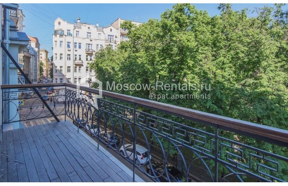 Photo #21 4-room (3 BR) apartment for <a href="http://moscow-rentals.ru/en/articles/long-term-rent" target="_blank">a long-term</a> rent
 in Russia, Moscow, Malaya Bronnaya str, 31/13