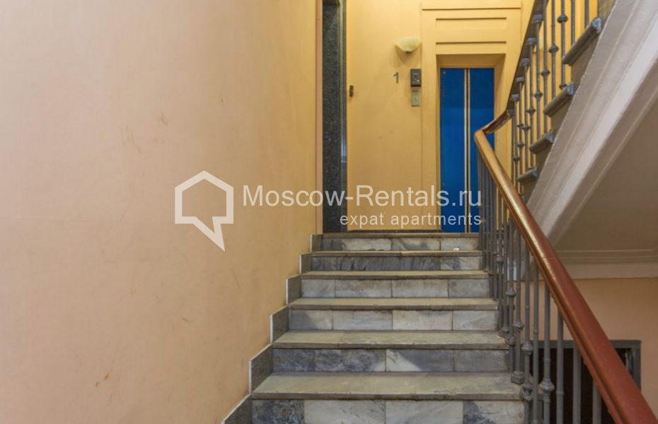 Photo #24 4-room (3 BR) apartment for <a href="http://moscow-rentals.ru/en/articles/long-term-rent" target="_blank">a long-term</a> rent
 in Russia, Moscow, Malaya Bronnaya str, 31/13