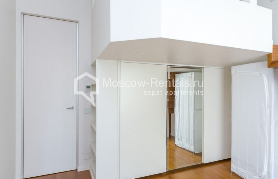 Photo #14 4-room (3 BR) apartment for <a href="http://moscow-rentals.ru/en/articles/long-term-rent" target="_blank">a long-term</a> rent
 in Russia, Moscow, Malaya Bronnaya str, 31/13