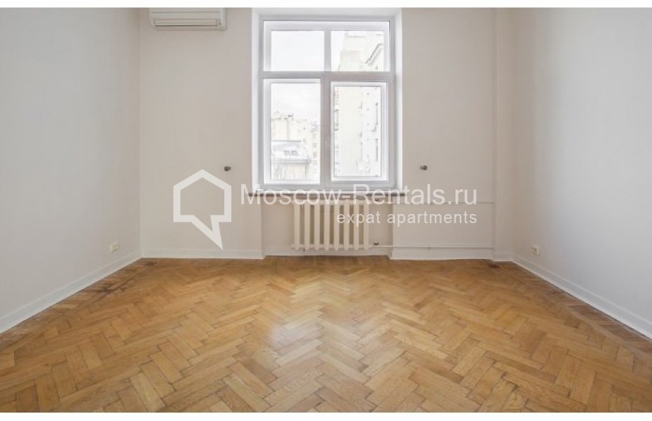 Photo #6 5-room (4 BR) apartment for <a href="http://moscow-rentals.ru/en/articles/long-term-rent" target="_blank">a long-term</a> rent
 in Russia, Moscow, Tverskaya str, 15