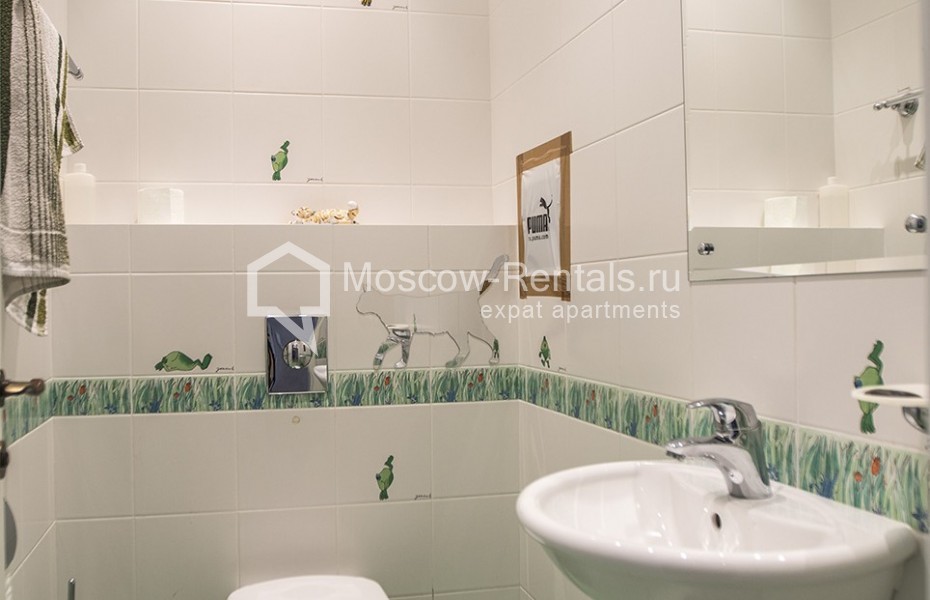 Photo #14 3-room (2 BR) apartment for <a href="http://moscow-rentals.ru/en/articles/long-term-rent" target="_blank">a long-term</a> rent
 in Russia, Moscow, Leninskyi pr, 98 к 1