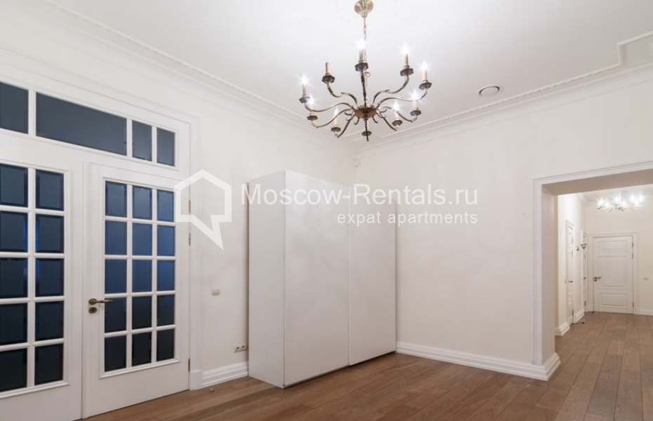 Photo #17 4-room (3 BR) apartment for <a href="http://moscow-rentals.ru/en/articles/long-term-rent" target="_blank">a long-term</a> rent
 in Russia, Moscow, Sretenskyi blv, 6/1
