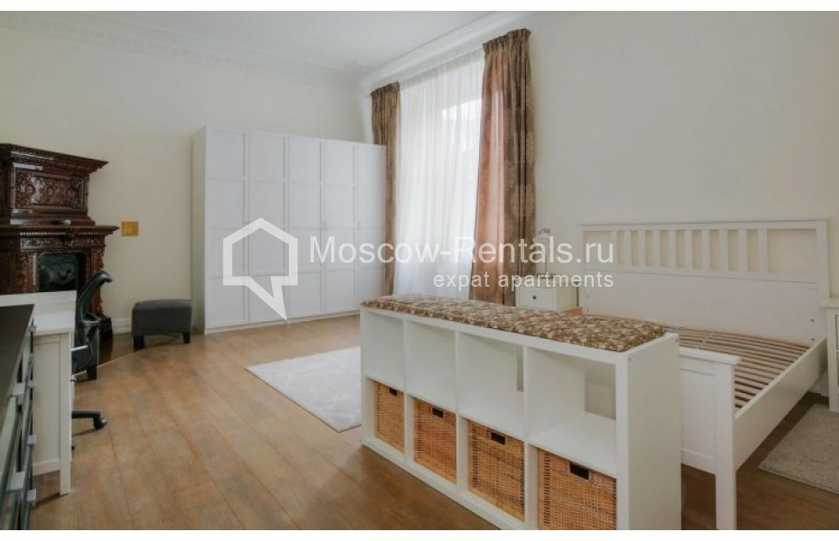 Photo #10 4-room (3 BR) apartment for <a href="http://moscow-rentals.ru/en/articles/long-term-rent" target="_blank">a long-term</a> rent
 in Russia, Moscow, Sretenskyi blv, 6/1