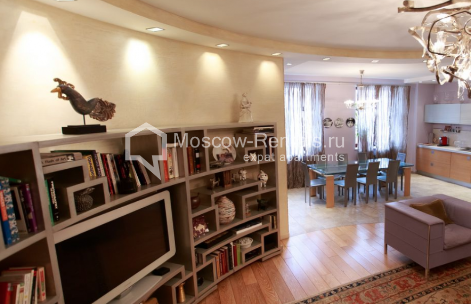 Photo #4 4-room (3 BR) apartment for <a href="http://moscow-rentals.ru/en/articles/long-term-rent" target="_blank">a long-term</a> rent
 in Russia, Moscow, B. Kharitonievskyi lane, 20/2