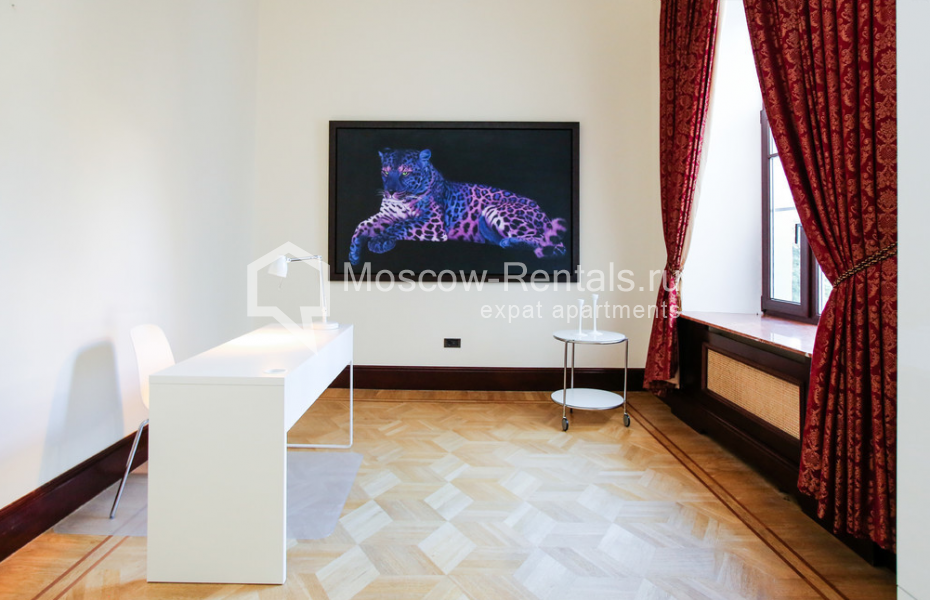 Photo #11 4-room (3 BR) apartment for <a href="http://moscow-rentals.ru/en/articles/long-term-rent" target="_blank">a long-term</a> rent
 in Russia, Moscow, Armyanskyi lane, 7