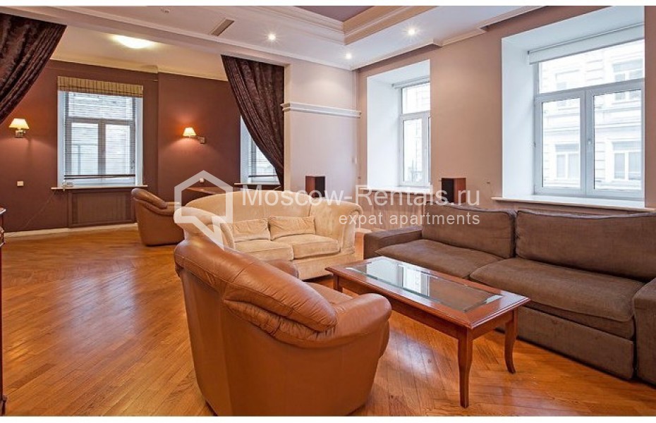 Photo #4 4-room (3 BR) apartment for <a href="http://moscow-rentals.ru/en/articles/long-term-rent" target="_blank">a long-term</a> rent
 in Russia, Moscow, Myasnitskaya str,  24/7 С 2