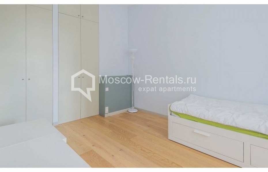 Photo #10 4-room (3 BR) apartment for <a href="http://moscow-rentals.ru/en/articles/long-term-rent" target="_blank">a long-term</a> rent
 in Russia, Moscow, Kolokolnikov lane, 24 C 3