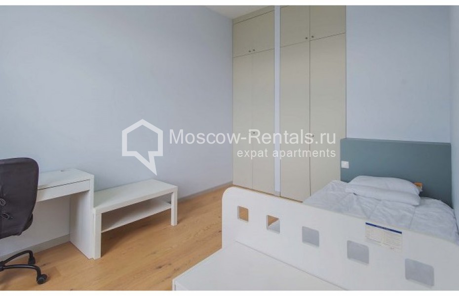 Photo #13 4-room (3 BR) apartment for <a href="http://moscow-rentals.ru/en/articles/long-term-rent" target="_blank">a long-term</a> rent
 in Russia, Moscow, Kolokolnikov lane, 24 C 3