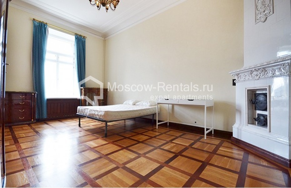 Photo #17 5-room (4 BR) apartment for <a href="http://moscow-rentals.ru/en/articles/long-term-rent" target="_blank">a long-term</a> rent
 in Russia, Moscow, Armyanskyi lane, 7