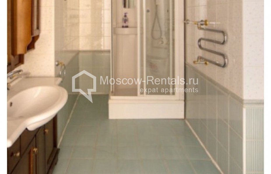 Photo #13 5-room (4 BR) apartment for <a href="http://moscow-rentals.ru/en/articles/long-term-rent" target="_blank">a long-term</a> rent
 in Russia, Moscow, Arkhangelskyi lane, 7