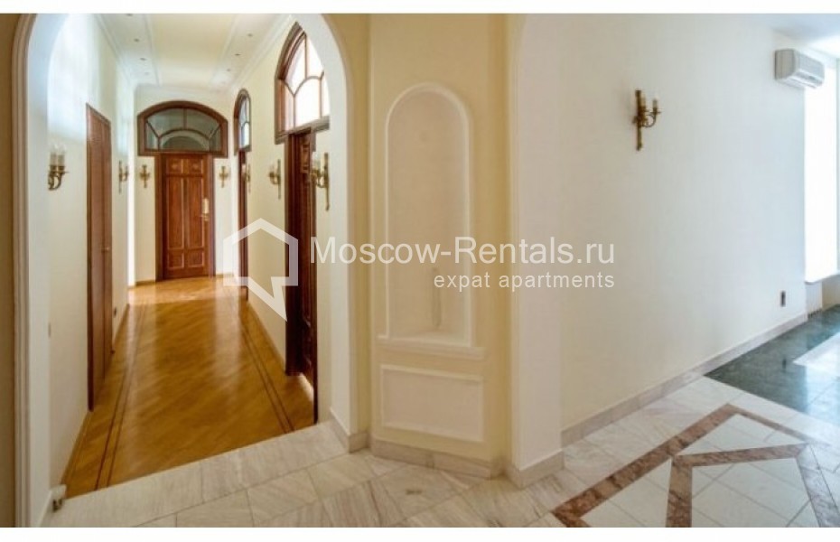 Photo #11 5-room (4 BR) apartment for <a href="http://moscow-rentals.ru/en/articles/long-term-rent" target="_blank">a long-term</a> rent
 in Russia, Moscow, Arkhangelskyi lane, 7