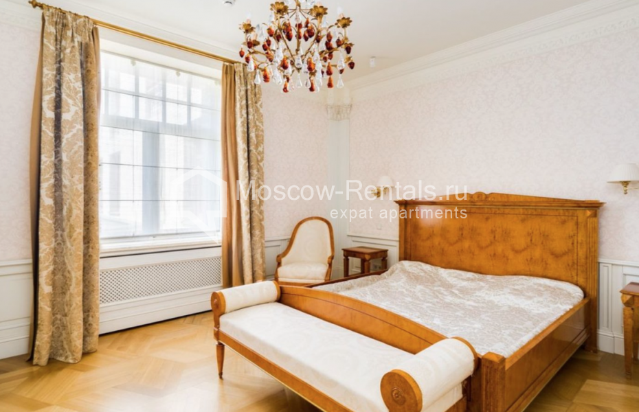 Photo #5 4-room (3 BR) apartment for <a href="http://moscow-rentals.ru/en/articles/long-term-rent" target="_blank">a long-term</a> rent
 in Russia, Moscow, B. Polyanka str, 43 С 3