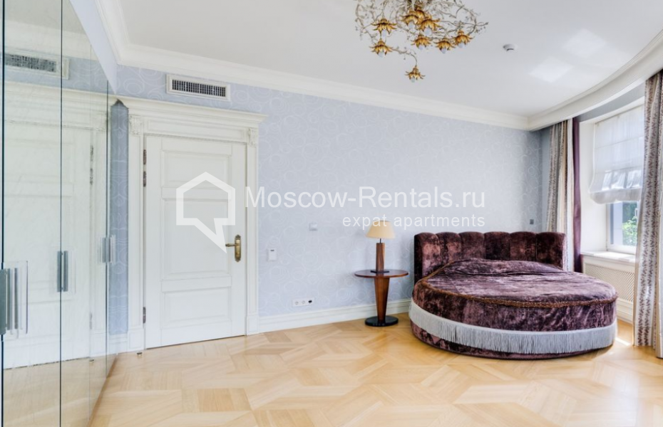 Photo #8 4-room (3 BR) apartment for <a href="http://moscow-rentals.ru/en/articles/long-term-rent" target="_blank">a long-term</a> rent
 in Russia, Moscow, B. Polyanka str, 43 С 3