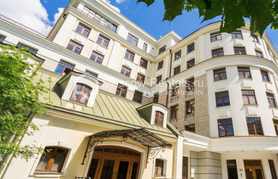 Photo #1 4-room (3 BR) apartment for <a href="http://moscow-rentals.ru/en/articles/long-term-rent" target="_blank">a long-term</a> rent
 in Russia, Moscow, B. Polyanka str, 43 С 3