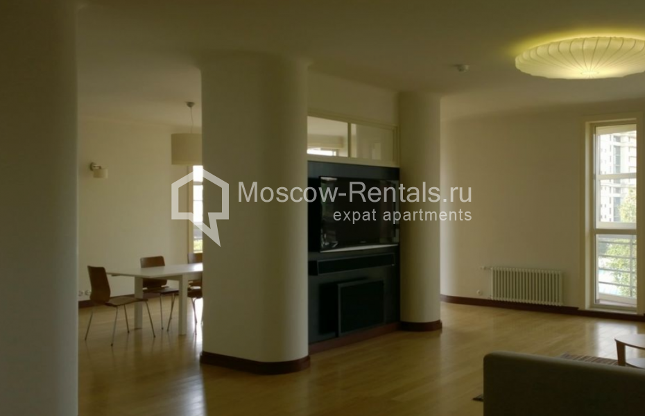 Photo #4 4-room (3 BR) apartment for <a href="http://moscow-rentals.ru/en/articles/long-term-rent" target="_blank">a long-term</a> rent
 in Russia, Moscow, B. Yakimanka str, 50