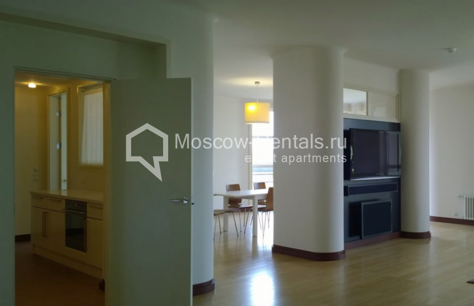 Photo #5 4-room (3 BR) apartment for <a href="http://moscow-rentals.ru/en/articles/long-term-rent" target="_blank">a long-term</a> rent
 in Russia, Moscow, B. Yakimanka str, 50