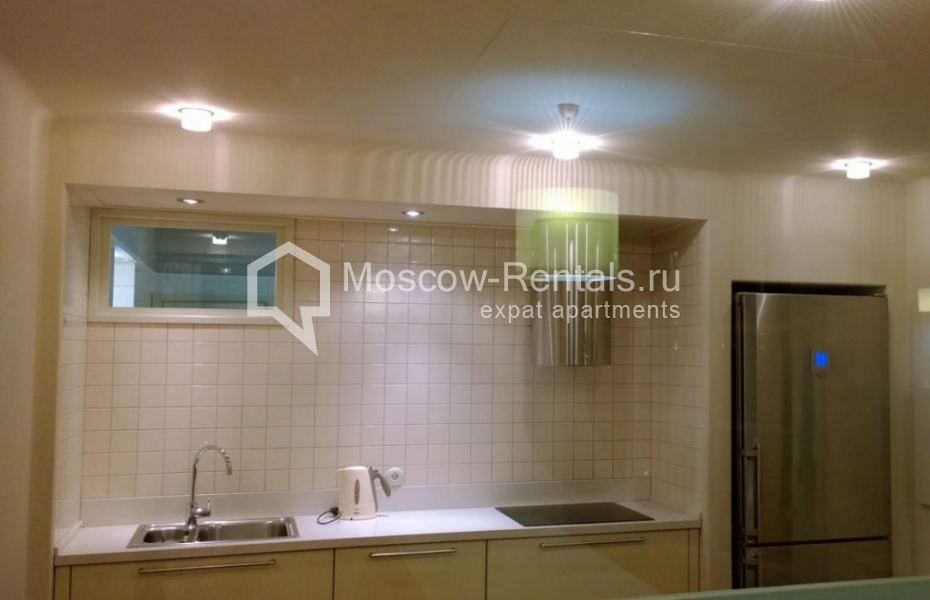 Photo #13 4-room (3 BR) apartment for <a href="http://moscow-rentals.ru/en/articles/long-term-rent" target="_blank">a long-term</a> rent
 in Russia, Moscow, B. Yakimanka str, 50