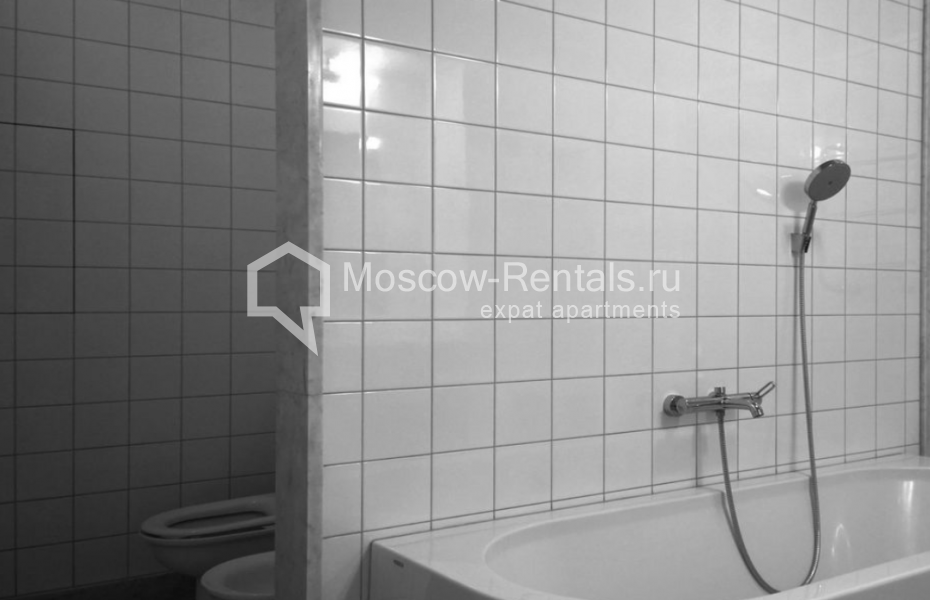 Photo #27 4-room (3 BR) apartment for <a href="http://moscow-rentals.ru/en/articles/long-term-rent" target="_blank">a long-term</a> rent
 in Russia, Moscow, B. Yakimanka str, 50