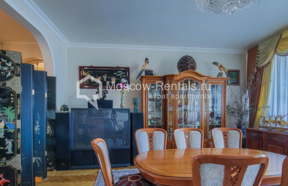 Photo #1 4-room (3 BR) apartment for <a href="http://moscow-rentals.ru/en/articles/long-term-rent" target="_blank">a long-term</a> rent
 in Russia, Moscow, B. Bronnaya str, 19