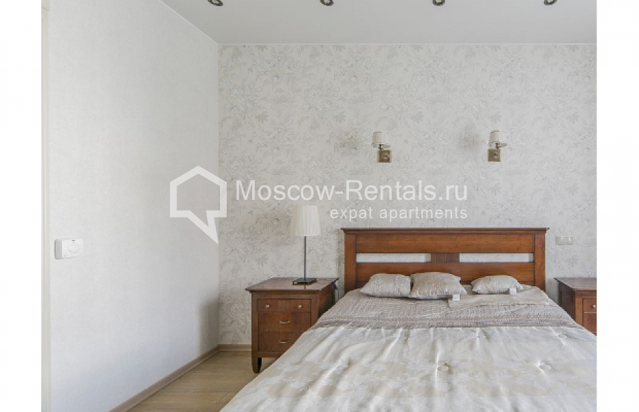 Photo #11 4-room (3 BR) apartment for <a href="http://moscow-rentals.ru/en/articles/long-term-rent" target="_blank">a long-term</a> rent
 in Russia, Moscow, Malyi Kozikhinskyi lane, 7