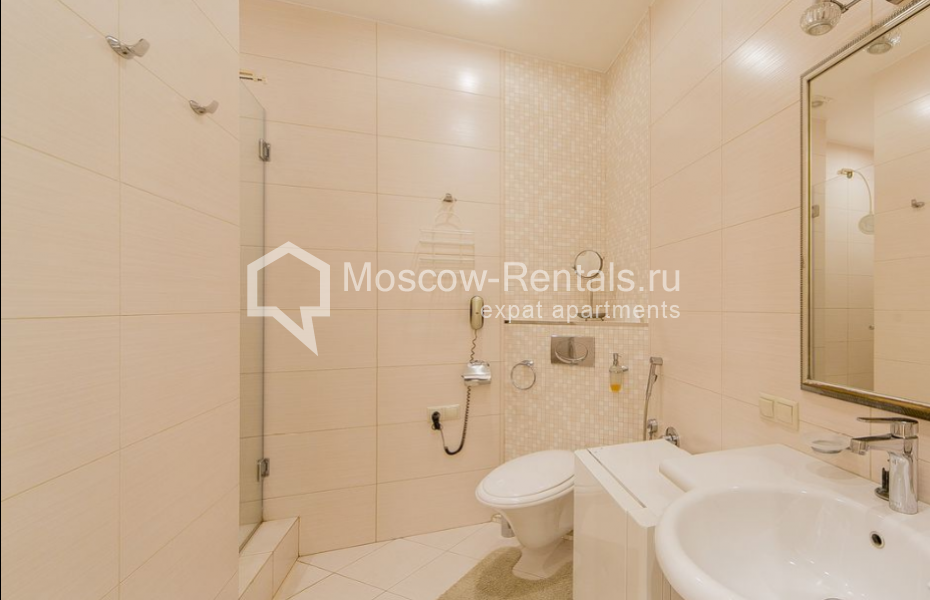 Photo #21 4-room (3 BR) apartment for <a href="http://moscow-rentals.ru/en/articles/long-term-rent" target="_blank">a long-term</a> rent
 in Russia, Moscow, Malyi Kozikhinskyi lane, 7