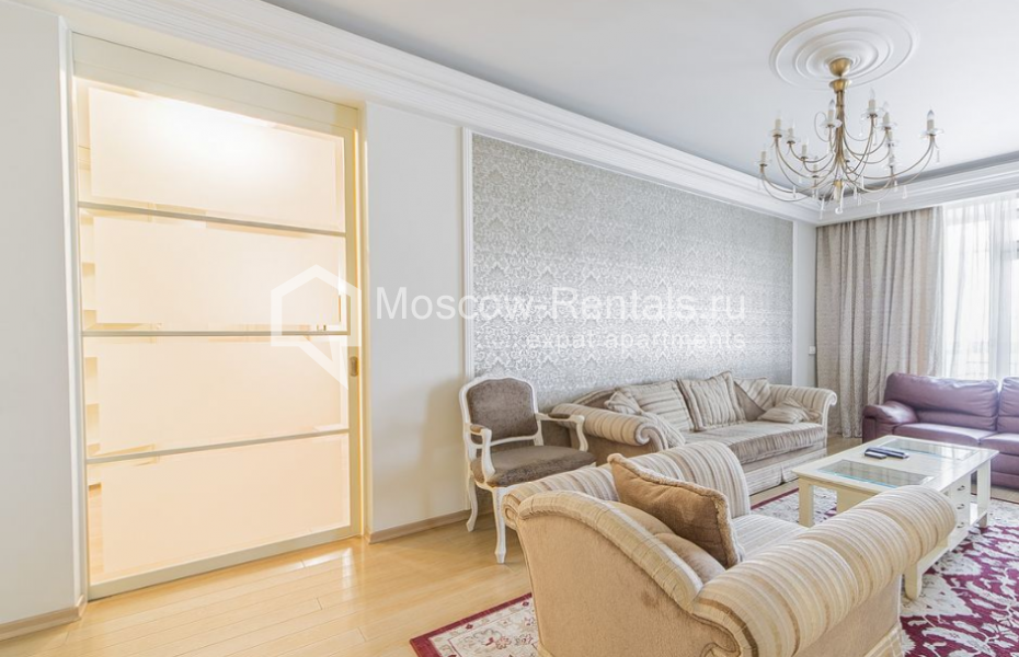 Photo #5 4-room (3 BR) apartment for <a href="http://moscow-rentals.ru/en/articles/long-term-rent" target="_blank">a long-term</a> rent
 in Russia, Moscow, Malyi Kozikhinskyi lane, 7