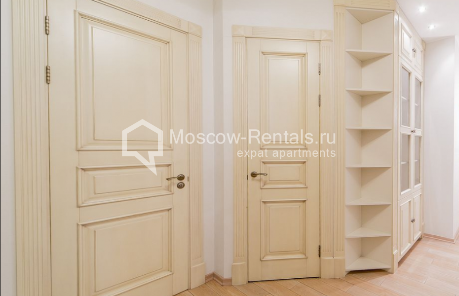 Photo #20 4-room (3 BR) apartment for <a href="http://moscow-rentals.ru/en/articles/long-term-rent" target="_blank">a long-term</a> rent
 in Russia, Moscow, Malyi Kozikhinskyi lane, 7