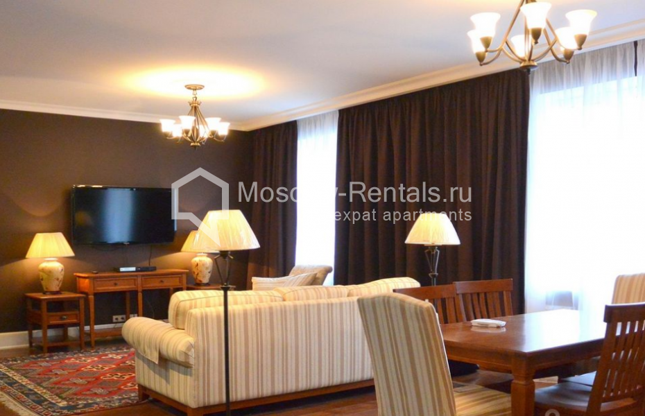 Photo #2 4-room (3 BR) apartment for <a href="http://moscow-rentals.ru/en/articles/long-term-rent" target="_blank">a long-term</a> rent
 in Russia, Moscow, Malyi Kozikhinskyi lane, 7