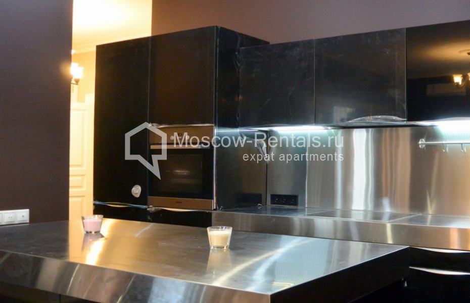 Photo #7 4-room (3 BR) apartment for <a href="http://moscow-rentals.ru/en/articles/long-term-rent" target="_blank">a long-term</a> rent
 in Russia, Moscow, Malyi Kozikhinskyi lane, 7