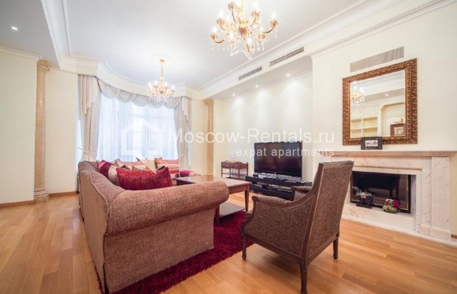 Photo #1 3-room (2 BR) apartment for <a href="http://moscow-rentals.ru/en/articles/long-term-rent" target="_blank">a long-term</a> rent
 in Russia, Moscow, Malaya Bronnaya str, 44